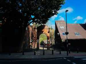 lies of p rosa isabelle street entrance speech bubble